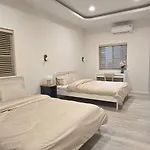 Wang Lang Hostel