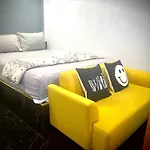 Bankhunchang Ramkhamhaeng Hotel