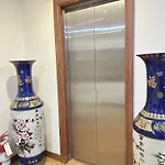 Longzhu Guesthouse