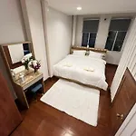 Romantic Apartment In Old Town