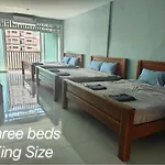 Momoya House