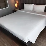 J Residence Thonglor 8