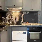 Peaceful Cozy Apt With Stunning View&Full Kitchen