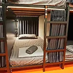 Hash Hostel Silom Soi 3