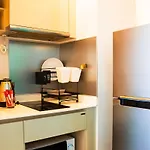 Thonglor Luxury Sleek Condo In Bangkok