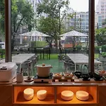 Oakwood Suites Bangkok