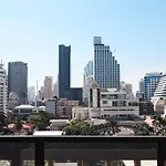 Luxury Furnished Apt Central Rare Amenities