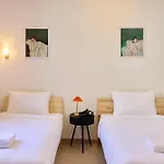 Cozy&Modern 6-Br Home, 14Pax - Central, 5Mins Bts