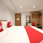 Super Oyo 483 Pannee Hotel Khaosan
