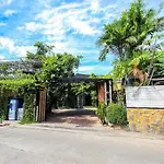 Oyo 271 The Resort Romklao