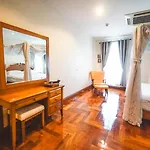 Chez Moi Bangkok Private Executive Residence Sukhumvit 26
