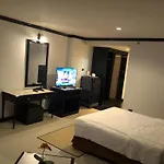 Town In Town Gardent Resort