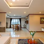 Phoenix Serviced Apartment