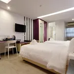 Klassique Sukhumvit Hotel