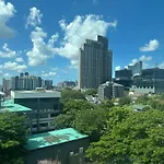 Luxury Condo - Bts Punnawithi - Pool, Gym, Wi-Fi