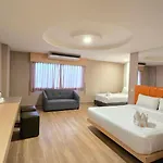 Grand Tara Garden Thai Hotel