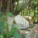 Do Dee Cafe Bangkok Hostel
