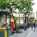Thaiphiphat House