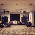 Baan Salin Suites