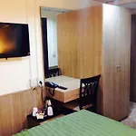 Sukhumvit 20 Guest House