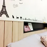 Wake Up Hostel Bangkok