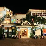 13 Coins Antique Villa