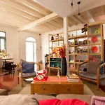Fu House Hostel