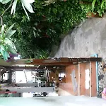 Taewez Guesthouse