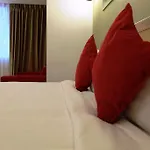Cozy@9Hotel&Kitchen