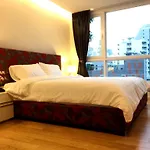 Luxury Suite @ Bts Nana