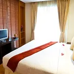Amanta Ratchada Serviced Apartment