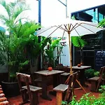 Fortville Guesthouse