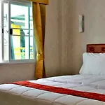 Everest Boutique Hotel