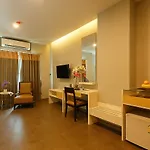 Green Point Residence Hotel