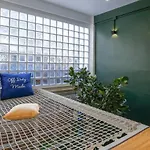 Simple To Sleep Hostel