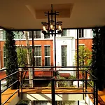 Thonglor Suite