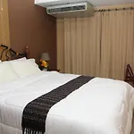 Pr Place Hotel