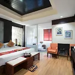 Bangkok Natural Spa Resort And Suite