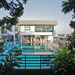 Fullrich Residence
