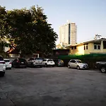 Solis Residence