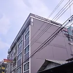 Double Dd House At Mrt Sutthisarn
