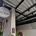 Wonwaan Hostel