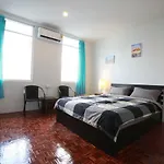 Zee Thai Hostel