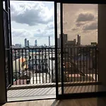 Blossom Condo Sathorn Charoenrat