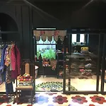 Wiw Mini Hotel