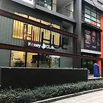 Hue Sukhumvit Phra Khanong