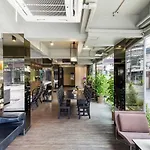 Ton Aor Place Hotel