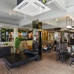 Ton Aor Place Hotel