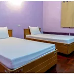 Mom Guesthouse