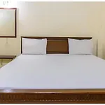 Mom Guesthouse